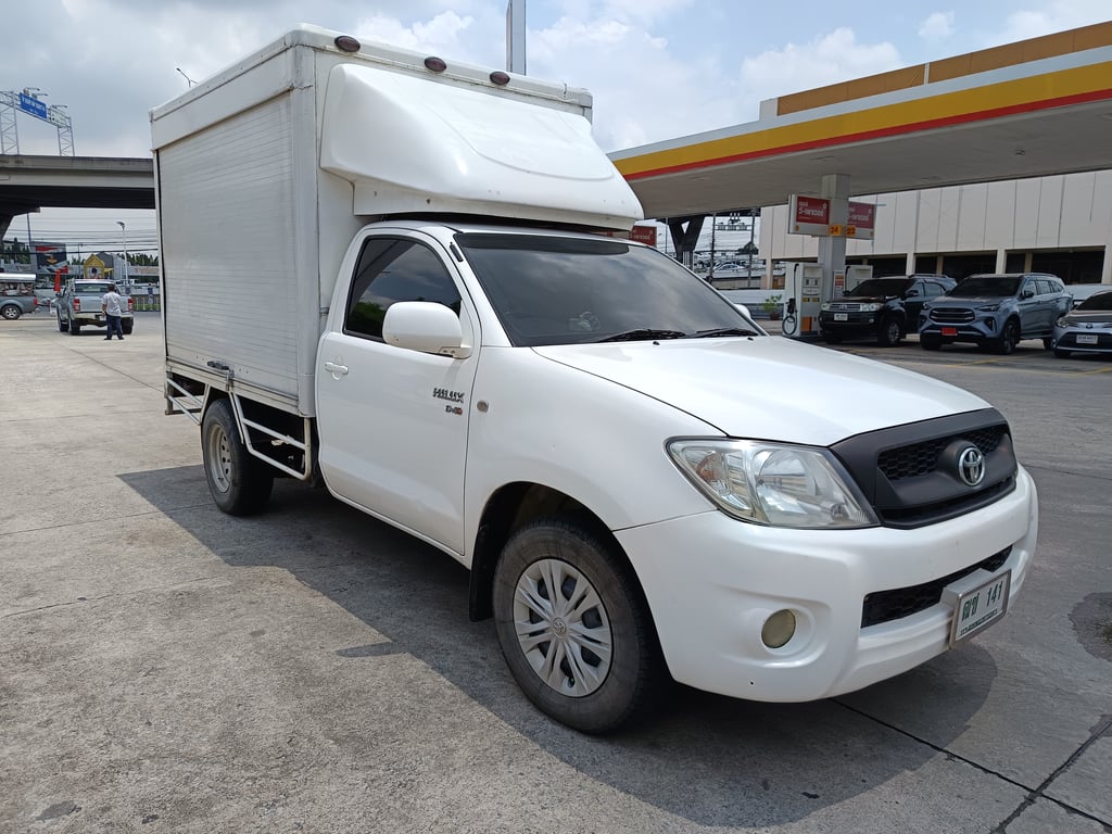 TOYOTA วีโก้ 125แรงม้า รถบรรทุก 4ล้อ ตู้แห้ง ปี2011 เลขไมล์ 210,000 กม. TOYOTA วีโก้ 125แรงม้า รถบรรทุก 4ล้อ ตู้แห้ง ปี2011 เลขไมล์ 210,000 กม.