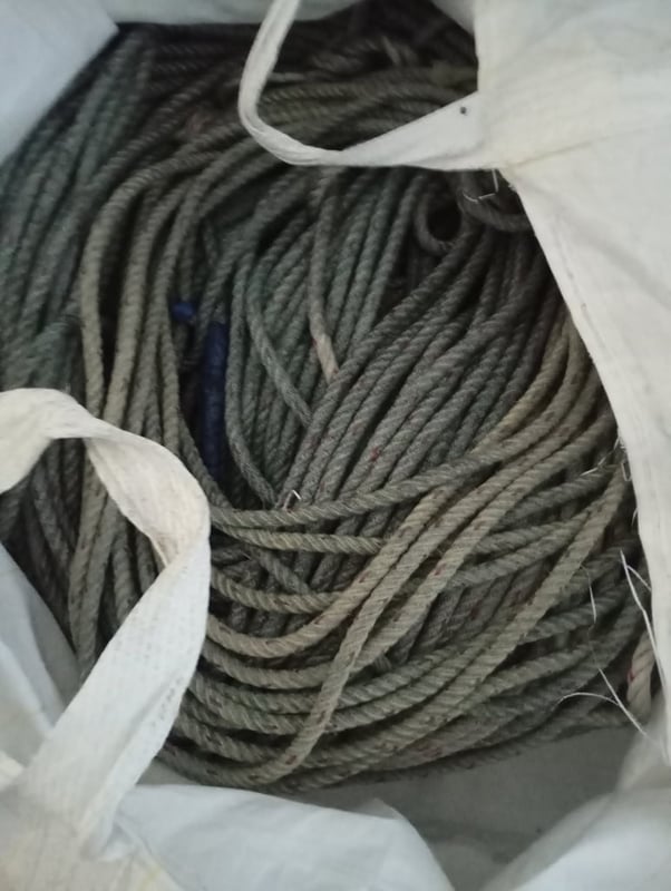 ตาข่ายล้อมปลา