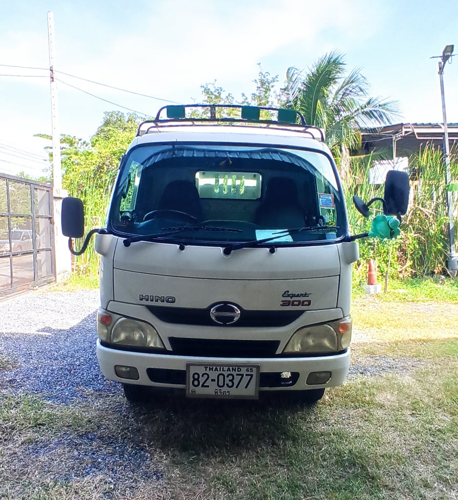 HINO 150 แรง ปี 55 ไมล์น้อย เครดิตดีจัดได้เต็ม HINO 150 แรง ปี 55 ไมล์น้อย เครดิตดีจัดได้เต็ม