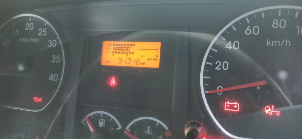 ISUZU FRR 210 แรง ดั๊มปี 64สวย มือเดียวป้ายแดง ISUZU FRR 210 แรง ดั๊มปี 64สวย มือเดียวป้ายแดง