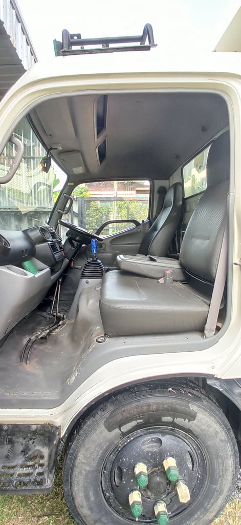 HINO 150 แรง ปี 55 ไมล์น้อย เครดิตดีจัดได้เต็ม HINO 150 แรง ปี 55 ไมล์น้อย เครดิตดีจัดได้เต็ม