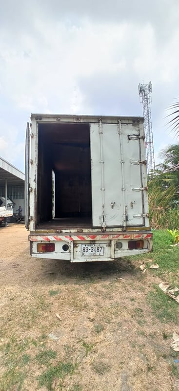 hino fc9j กัวยฃบาง ยางสวย มี ป.1 