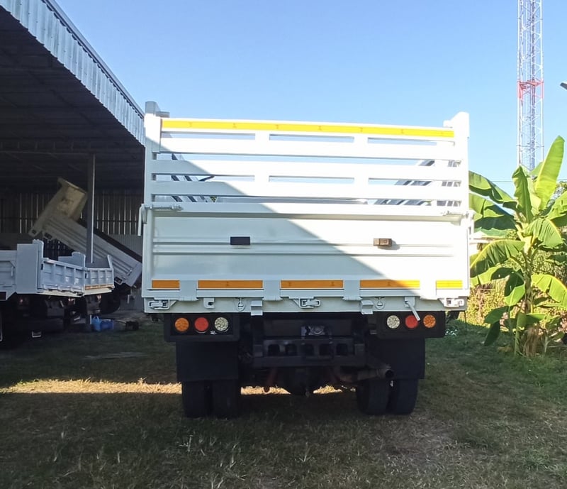 ISUZU FRR 210 แรง ดั๊มปี 64สวย มือเดียวป้ายแดง