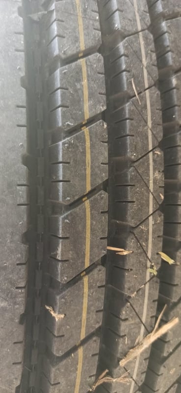 ISUZU FRR 210แรงม้า รถบรรทุก 6ล้อ ดั้มพ์ ปี2021 เลขไมล์น้อยกว่า 100,000 กม. ISUZU FRR 210แรงม้า รถบรรทุก 6ล้อ ดั้มพ์ ปี2021 เลขไมล์น้อยกว่า 100,000 กม.