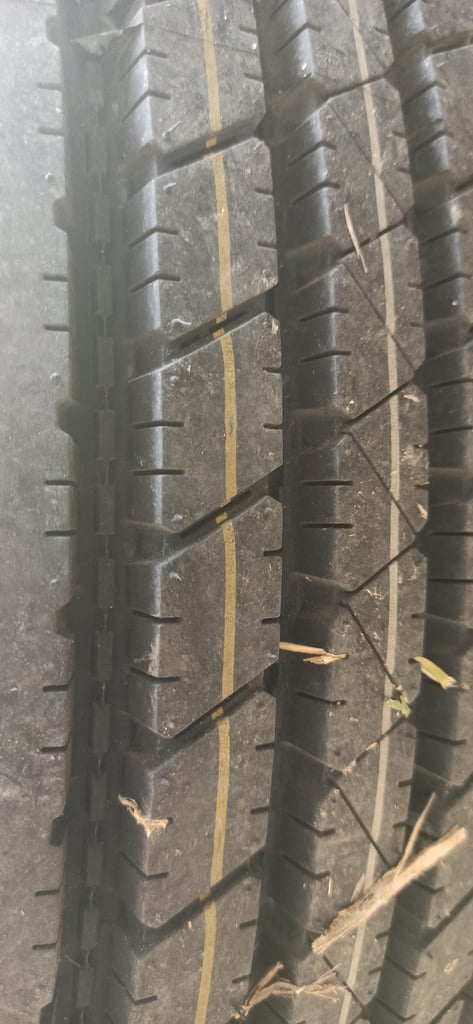 ISUZU FRR 210 แรง ดั๊มปี 64สวย มือเดียวป้ายแดง ISUZU FRR 210 แรง ดั๊มปี 64สวย มือเดียวป้ายแดง