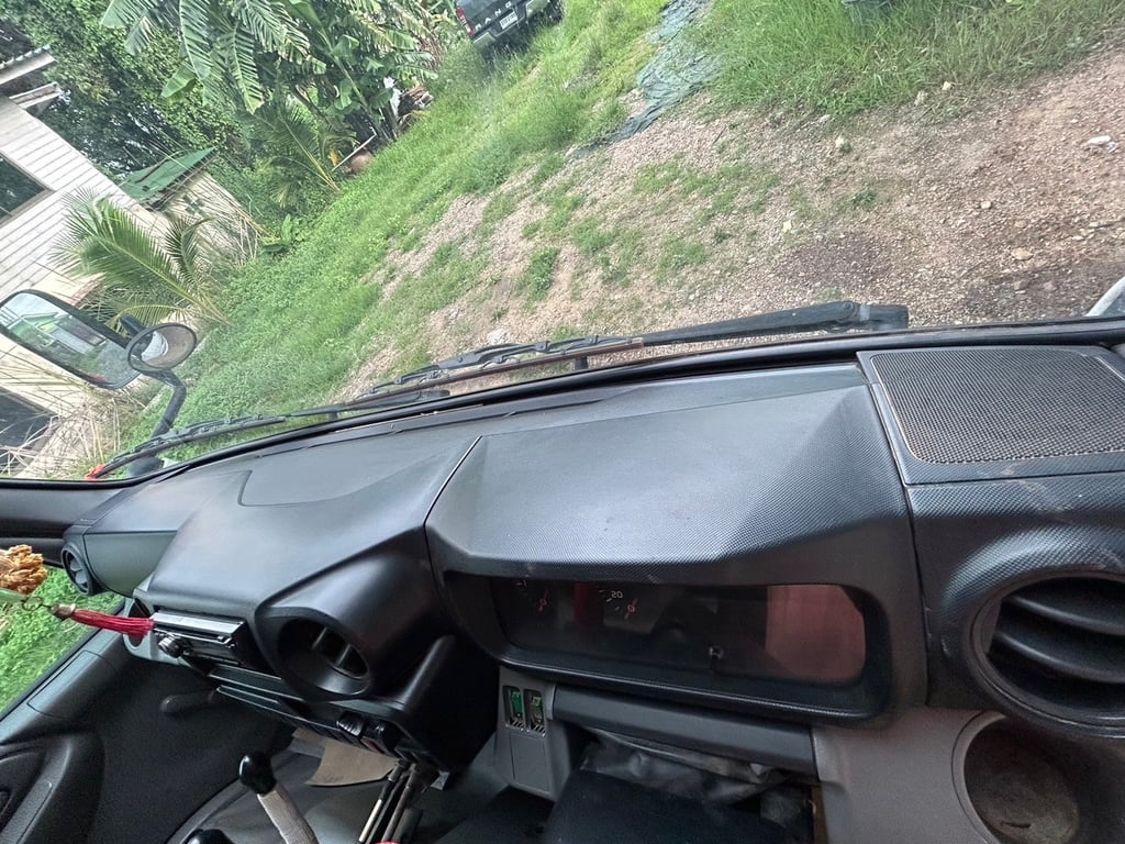 HINO 150 แรง ดั๊ม3คิว สภาพดี ปี56 HINO 150 แรง ดั๊ม3คิว สภาพดี ปี56