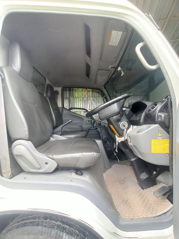 HINO XZU 150แรงม้า รถบรรทุก 6ล้อ ดั้มพ์ ปี2022 เลขไมล์ 80,000 กม.