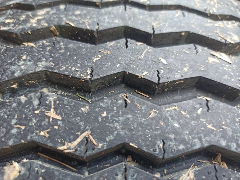 HINO XZU 150แรงม้า รถบรรทุก 6ล้อ ดั้มพ์ ปี2022 เลขไมล์ 80,000 กม.