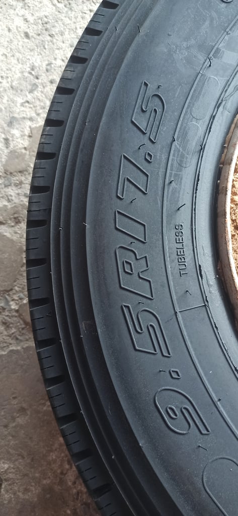 ISUZU FRR 210 แรง ดั๊มปี 64สวย มือเดียวป้ายแดง ISUZU FRR 210 แรง ดั๊มปี 64สวย มือเดียวป้ายแดง