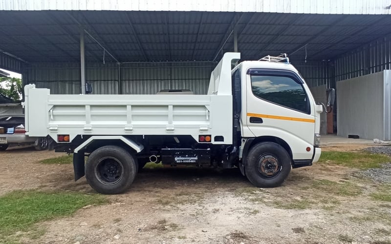 HINO XZU 150แรงม้า รถบรรทุก 6ล้อ ดั้มพ์ ปี2022 เลขไมล์ 80,000 กม.