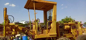 รถเกรด CAT 140 G ซีเรียล 72V 17XX