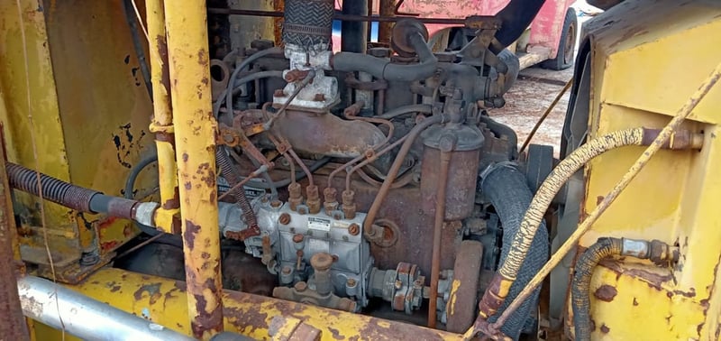 รถตัก KOMATSU รุ่น SD 20  แยกอะไหล่หรือขายทั้งคัน 