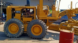 รถเกรด CAT 140 G ซีเรียล 72V 17XX