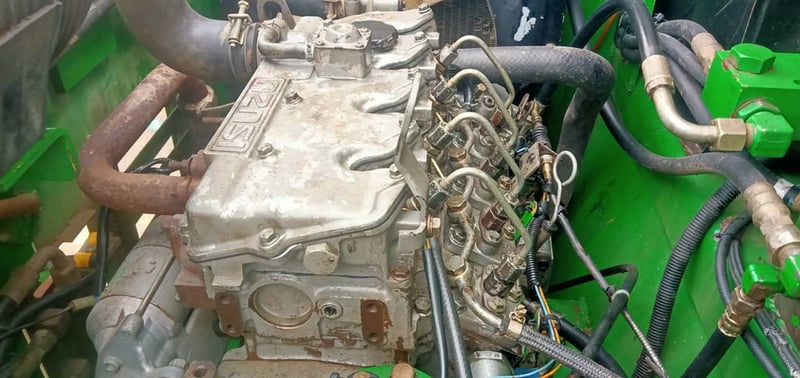 รถบด SAKAI   TW 500 W   ขนาด 5 ตัน  รถบดสั่นสะเทือน ล้อหน้าเหล็ห ล้อหลังยาง เอวออน่   ครื่อง อีซูซุ  4 ส