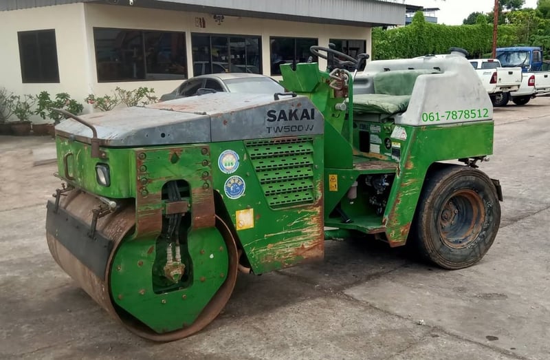 รถบด SAKAI TW 500 W-1 น้ำหนัก 4 ต้น 