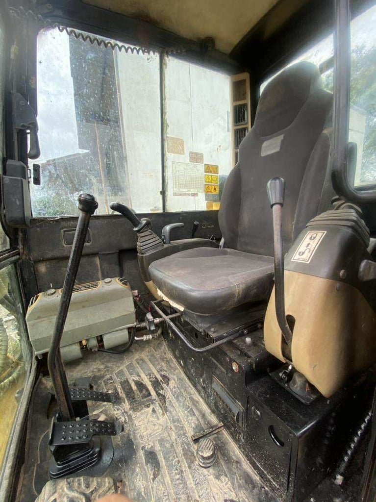 Cat306d 4000ชม 6ตัน 