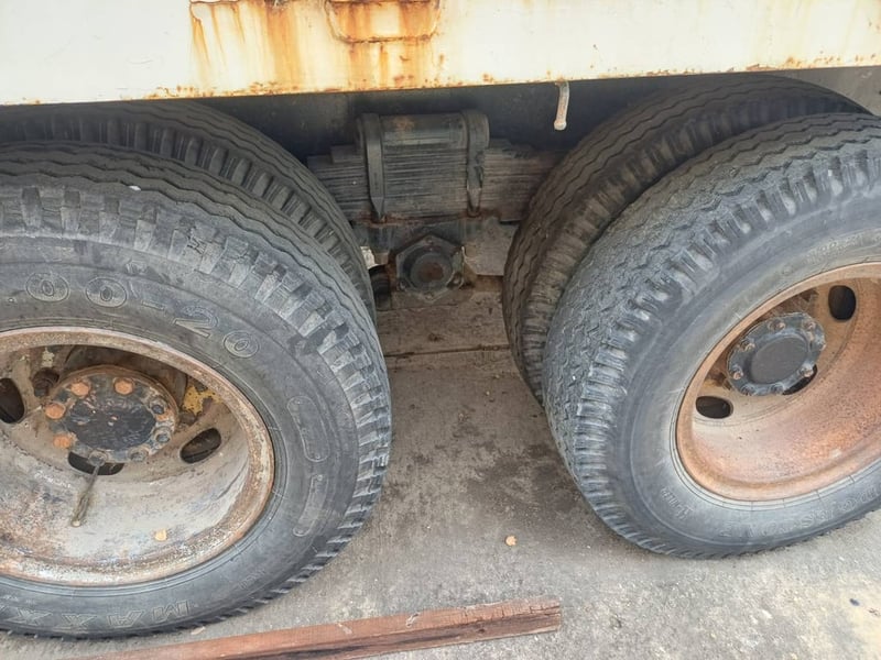 NISSAN UD CDA รถบรรทุก 10ล้อ กระบะคอกสูง ปี2003 NISSAN UD CDA รถบรรทุก 10ล้อ กระบะคอกสูง ปี2003