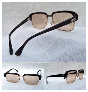 แว่นตาโอเวอร์ไซซ์–โบรว์ไลน์–แฮนด์คราฟท์ยุคโชวะ เรตินา–RETINA มือหนึ่ง สต็อกเก่าทศวรรษ 1970 กรอบทองคำแท้–หุ้ม 12K GF สัดส่วนทองคำบริสุทธิ์ 50% คิ้วและก้านขา–เซลลูลอยด์–ลายกระ–เกรดพรีเมียม เลนส์กระจกคริสตัลฝร้งเศสกันแดด สีน้ำตาล–โกลเดนร็อด ขนาดมาตรฐาน–โอเวอร์ไซซ์ 150mm อุ๊ต๊ะ ! เต็มหน้าเต็มตาดีจริง ๆ แว่นตาโอเวอร์ไซซ์–โบรว์ไลน์–แฮนด์คราฟท์ยุคโชวะ เรตินา–RETINA มือหนึ่ง สต็อกเก่าทศวรรษ 1970 กรอบทองคำแท้–หุ้ม 12K GF สัดส่วนทองคำบริสุทธิ์ 50% คิ้วและก้านขา–เซลลูลอยด์–ลายกระ–เกรดพรีเมียม เลนส์กระจกคริสตัลฝร้งเศสกันแดด สีน้ำตาล–โกลเดนร็อด ขนาดมาตรฐาน–โอเวอร์ไซซ์ 150mm อุ๊ต๊ะ ! เต็มหน้าเต็มตาดีจริง ๆ