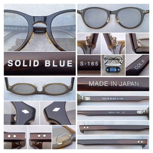แว่นตาเวลลิงตัน–แฮนด์คราฟท์จากเมืองซาบาเอะ โซลิดบลู–SOLID BLUE รุ่น S–165 ตัวแท้ สภาพเทพ เก่าเก็บฤดูใบไม้ผลิ ค.ศ.2011 กรอบอะซีเทต–อนุพันธุ์เส้นใยฝ้าย–สีนาวีบลูสลับน้ำตาลกลาง เลนส์กระจกคริสตัลออโต้ฝรั่งเศส สีเทา–สว่าง ปรับความเข้มอัตโนมัติ ขนาดมาตรฐาน–Standard One Size 140mm สวมใส่ได้ทุกขนาดใบหน้า แว่นตาเวลลิงตัน–แฮนด์คราฟท์จากเมืองซาบาเอะ โซลิดบลู–SOLID BLUE รุ่น S–165 ตัวแท้ สภาพเทพ เก่าเก็บฤดูใบไม้ผลิ ค.ศ.2011 กรอบอะซีเทต–อนุพันธุ์เส้นใยฝ้าย–สีนาวีบลูสลับน้ำตาลกลาง เลนส์กระจกคริสตัลออโต้ฝรั่งเศส สีเทา–สว่าง ปรับความเข้มอัตโนมัติ ขนาดมาตรฐาน–Standard One Size 140mm สวมใส่ได้ทุกขนาดใบหน้า