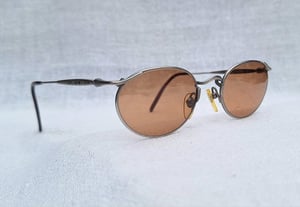 แว่นตาหัตถศิลป์จากแรงบันดาลใจของมหาวิหารโกธิค นิโคล โดย มัตสึดะ–NICOLE by MATSUDA 1 ในผู้ผลิตแว่นตาที่ดีที่สุดของญี่ปุ่น ตัวแท้ สภาพเทพ เก่าเก็บทศวรรษ1980 โคตรเลนส์กระจกพระเจ้า คาร์ล ไซส์ เยนา ที่ได้รับยกย่องว่าดีที่สุดตลอดกาลของชนชาติเยอรมัน ขนาดมาตรฐาน–Standard One Size128mm สวมใส่ได้ทุกขนาดใบหน้า