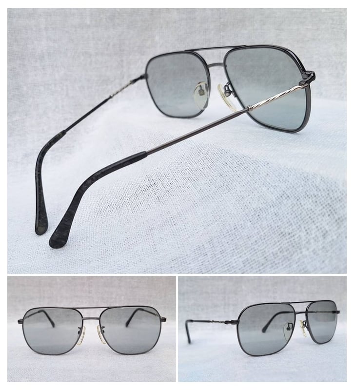 แว่นตาไทเทเนียมบริสุทธิ์เกรดพรีเมียมประดับแท่งทองขาวเนื้อตัน–Solid White Gold K14 เนื้อทองคำบริสุทธิ์ล้ำค่า 58.5% ปารีส มิกิ–PARIS MIKI ตัวแท้ สภาพเทพ เก่าเก็บทศวรรษ 1980 เลนส์กระจกคริสตัลญี่ปุ่น ทิลโก้–TILCO by T.T. Lens Co., Ltd น.น.31g ขนาดมาตรฐาน–Standard One size 138mm สวมใส่ได้ทุกขนาดใบหน้า แว่นตาไทเทเนียมบริสุทธิ์เกรดพรีเมียมประดับแท่งทองขาวเนื้อตัน–Solid White Gold K14 เนื้อทองคำบริสุทธิ์ล้ำค่า 58.5% ปารีส มิกิ–PARIS MIKI ตัวแท้ สภาพเทพ เก่าเก็บทศวรรษ 1980 เลนส์กระจกคริสตัลญี่ปุ่น ทิลโก้–TILCO by T.T. Lens Co., Ltd น.น.31g ขนาดมาตรฐาน–Standard One size 138mm สวมใส่ได้ทุกขนาดใบหน้า