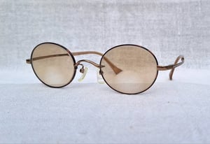 แว่นสายตาไบโฟคอล–เบต้าไททาเนียมจากเมืองซาบาเอะ ชาร์มังต์–CHARMANT อะควาลิเบอร์ตี้ ซีรีส์–Aqualiberty Series สภาพเทพ เก่าเก็บปี2022 โคตรเลนส์กระจกอังกฤษ 2 ชั้น ไบวิว–BIVUE โดย ไวส์แมน–อัลก้า ค่าสายตายาว +300 มองไกล +75 ชัดแจ๋วถึงปลายฟ้าใช้เป็นแว่นกันแดดได้ในตัว ขนาดมาตรฐาน130mm สวมใส่ได้ทุกขนาดใบหน้า