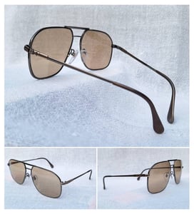 แว่นตาลักซ์ชัวรีแบรนด์ฝรั่งเศสเก่าแก่ 106 ปี ชาร์ล จูดอง ปารีส–CHARLES JOURDAN PARIS ตัวแท้ สภาพเทพ เก่าเก็บทศวรรษ1990 กรอบไทเทเนียมบริสุทธิ์ สนธิกำลังกับโคตรเลนส์กระจกออโต้–อิตาเลียน บาร์เบรินี–BARBERINI LENTE ที่ได้รับยกย่องว่าเป็น 1 ในเลนส์กระจกแว่นตาที่ดีที่สุดในโลก น.น.34g ขนาดมาตรฐาน–ใหญ่146mm