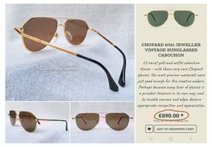 แว่นตาลักซ์ชัวรีแบรนด์สวิสรุ่นที่หายากที่สุด โชปาร์ด–CHOPARD 6051 กรอบทอง 23KGP สีน้ำผึ้ง–Honey Gold Frame ประดับอัญมณีพลอยไพลิน 2 เม็ด สนธิกำลังกับโคตรเลนส์กระจกพระเจ้า คาร์ล ไซส์ เยนา ที่ได้รับยกย่องว่าดีที่สุดตลอดกาลของชนชาติเยอรมัน ขนาดมาตรฐาน–ใหญ่ 150mm สวมใส่ได้ทุกขนาดใบหน้า แว่นตาลักซ์ชัวรีแบรนด์สวิสรุ่นที่หายากที่สุด โชปาร์ด–CHOPARD 6051 กรอบทอง 23KGP สีน้ำผึ้ง–Honey Gold Frame ประดับอัญมณีพลอยไพลิน 2 เม็ด สนธิกำลังกับโคตรเลนส์กระจกพระเจ้า คาร์ล ไซส์ เยนา ที่ได้รับยกย่องว่าดีที่สุดตลอดกาลของชนชาติเยอรมัน ขนาดมาตรฐาน–ใหญ่ 150mm สวมใส่ได้ทุกขนาดใบหน้า