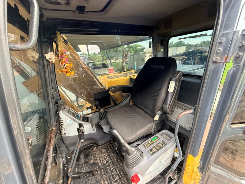 เลิกกิจการ ขาย KOMATSU PC 130-7 เก่านอกเล่มพร้อมโอน สภาพพร้อมใช้งาน คุณต๋อม 0952617894 เลิกกิจการ ขาย KOMATSU PC 130-7 เก่านอกเล่มพร้อมโอน สภาพพร้อมใช้งาน คุณต๋อม 0952617894