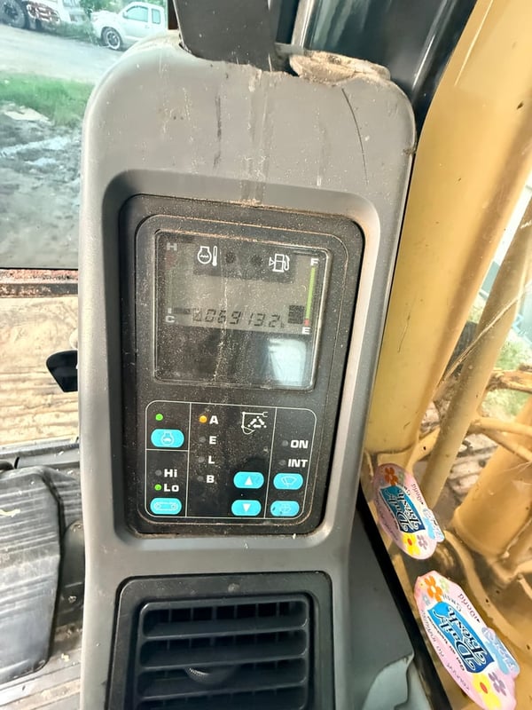 เลิกกิจการ ขาย KOMATSU PC 130-7 เก่านอกเล่มพร้อมโอน สภาพพร้อมใช้งาน คุณต๋อม 0952617894 เลิกกิจการ ขาย KOMATSU PC 130-7 เก่านอกเล่มพร้อมโอน สภาพพร้อมใช้งาน คุณต๋อม 0952617894