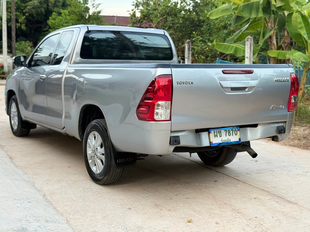 กระบะพร้อมใช้ราคาเบาเบา โตโยต้ารีโว่ 2.4 เจพลัส พร้อมลุย กระบะพร้อมใช้ราคาเบาเบา โตโยต้ารีโว่ 2.4 เจพลัส พร้อมลุย