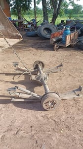 เพลาหลัง นิสสันฟอนเทียร์ 4800 บาท พร้อมแหนบ