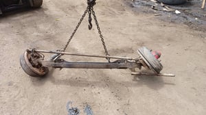 คานหน้า ISUZU 4 ล้อ 3500 บาท 