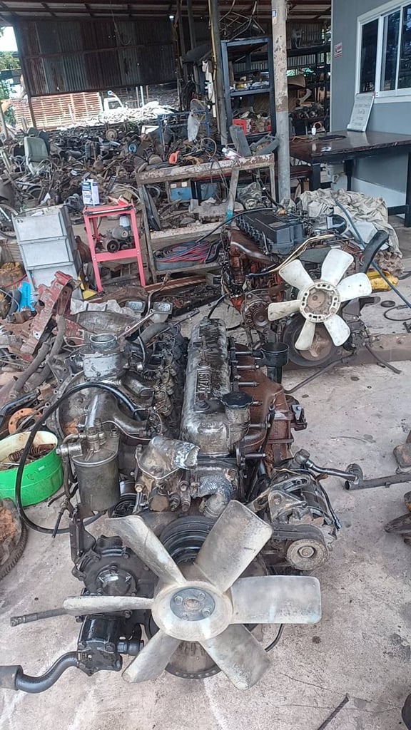 เครื่อง ISUZU 6BD1 165 แรงม้า 35000 บาท พร้อมใช้งาน