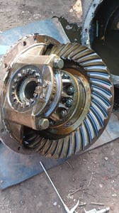 เพลา 6 ล้อ 8 น็อต ISUZU FRR 6-39 26000 บาท พร้อมใช้งาน เพลา 6 ล้อ 8 น็อต ISUZU FRR 6-39 26000 บาท พร้อมใช้งาน