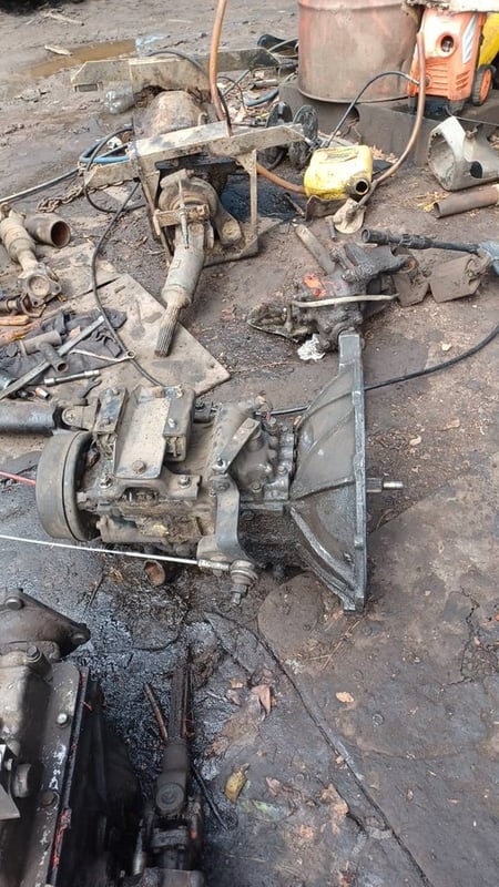 เกียร์ ISUZU NPR 120 แรงม้า ใส่เครื่อง 4HF1 มา 14000 บาท 