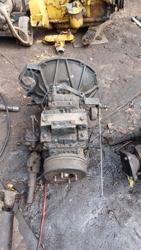 เกียร์ ISUZU NPR 120 แรงม้า ใส่เครื่อง 4HF1 มา 14000 บาท 