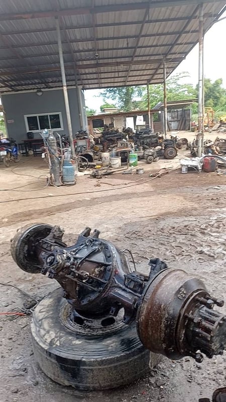 เพลาหลัง ร็อกกี้ 175 25000 บาท พร้อมใช้งาน 