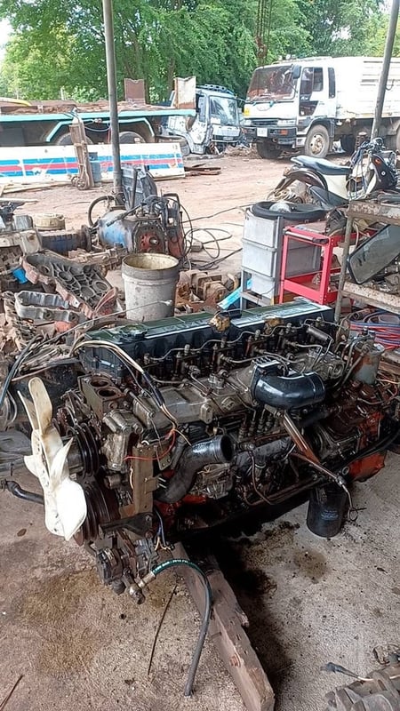 เครื่อง ISUZU 6HE1 195 แรงม้า 48000 บาท พร้อมใช้งาน