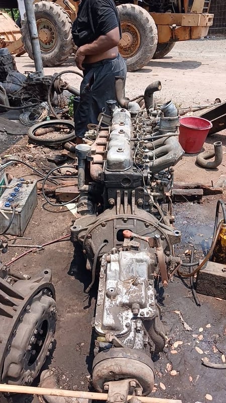 เครื่อง ISUZU 6BB1 145 แรงม้า เปลี่ยนปั้มดีเชล 6 BG1  32000 บาทพร้อมใช้งาน (แยกขายเครื่อง)