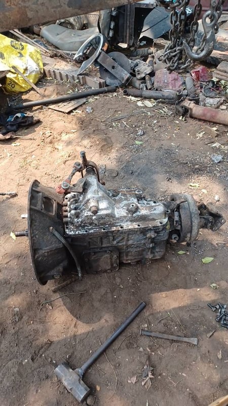 เกียร์ ISUZU ร็อกกี้ 7 เกียร์ถอย 18500 บาท พร้อมใช้งาน