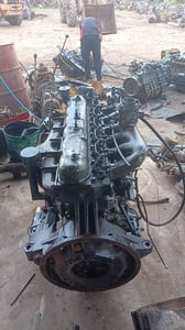 เครื่อง ISUZU 6BD1 165 แรงม้า 35000 บาท พร้อมใช้งาน