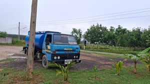 ขายรถหกล้อบรรทุกน้ำถัง6000ลิตร