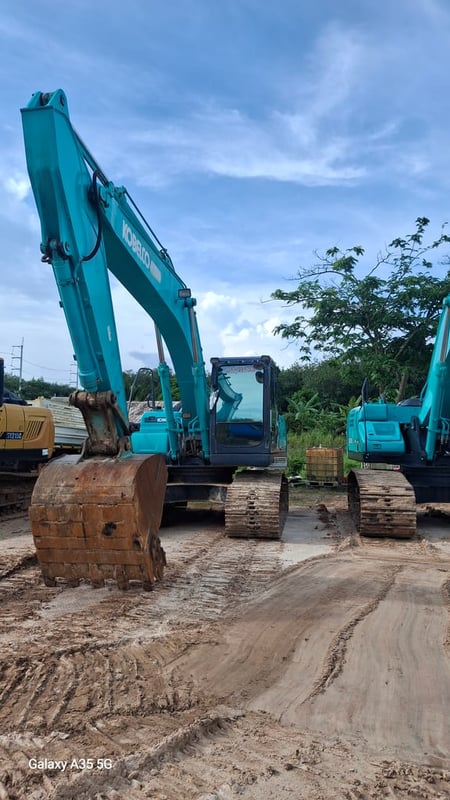 ขายแบคโฮมือสองสภาพดี