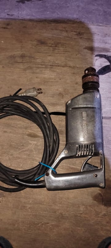 สว่านไฟฟ้า