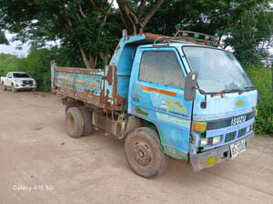 ขายรถ 6 ล้อดั๊ม 