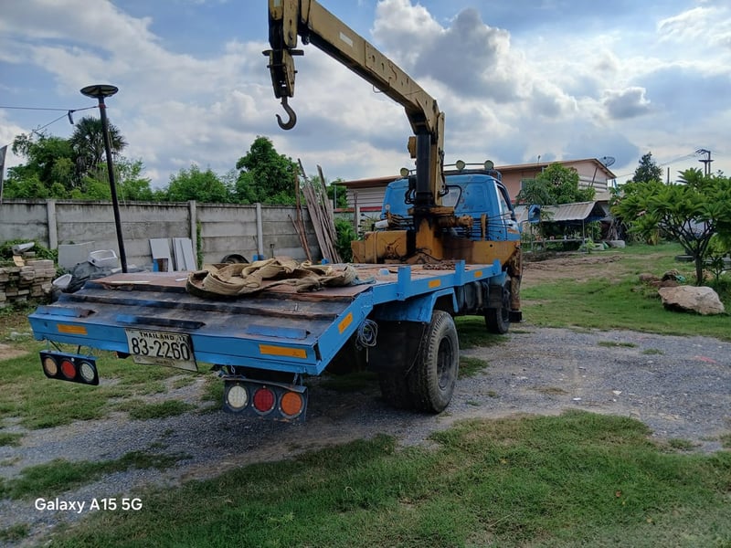 ขายรถเทรนเลอร์ติดเฮี๊ยบ 3 ตัน