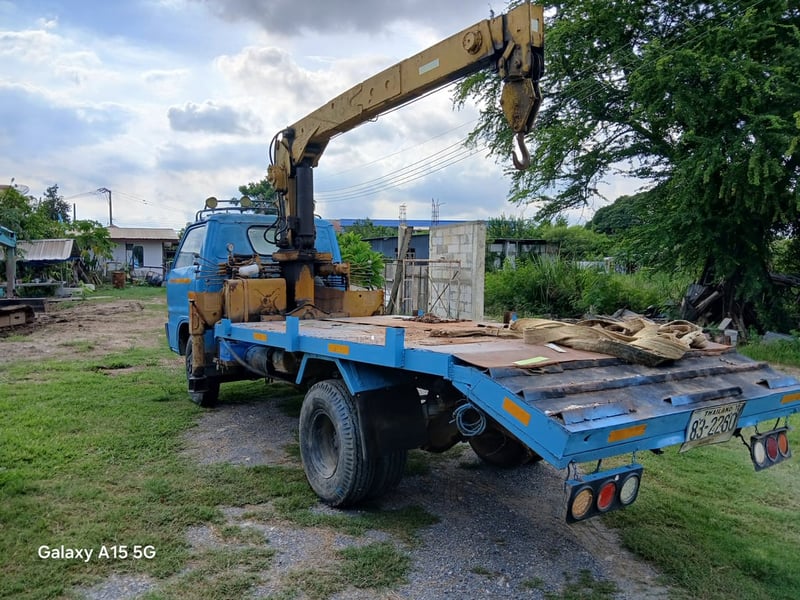 ขายรถเทรนเลอร์ติดเฮี๊ยบ 3 ตัน