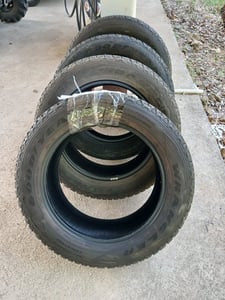 ขายยางมือสองขนาด 255-60R20