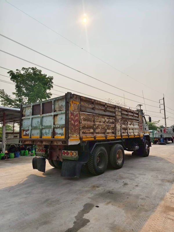 ISUZU FXZ 210แรงม้า รถบรรทุก 10ล้อ ดั้มพ์ ปี1995